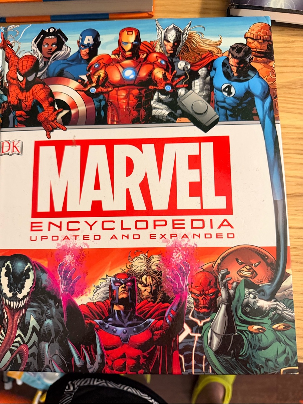 NWT Marvel Encyclopedia Updated And Expanded 2015 Hardcover Coffee Table Book DK